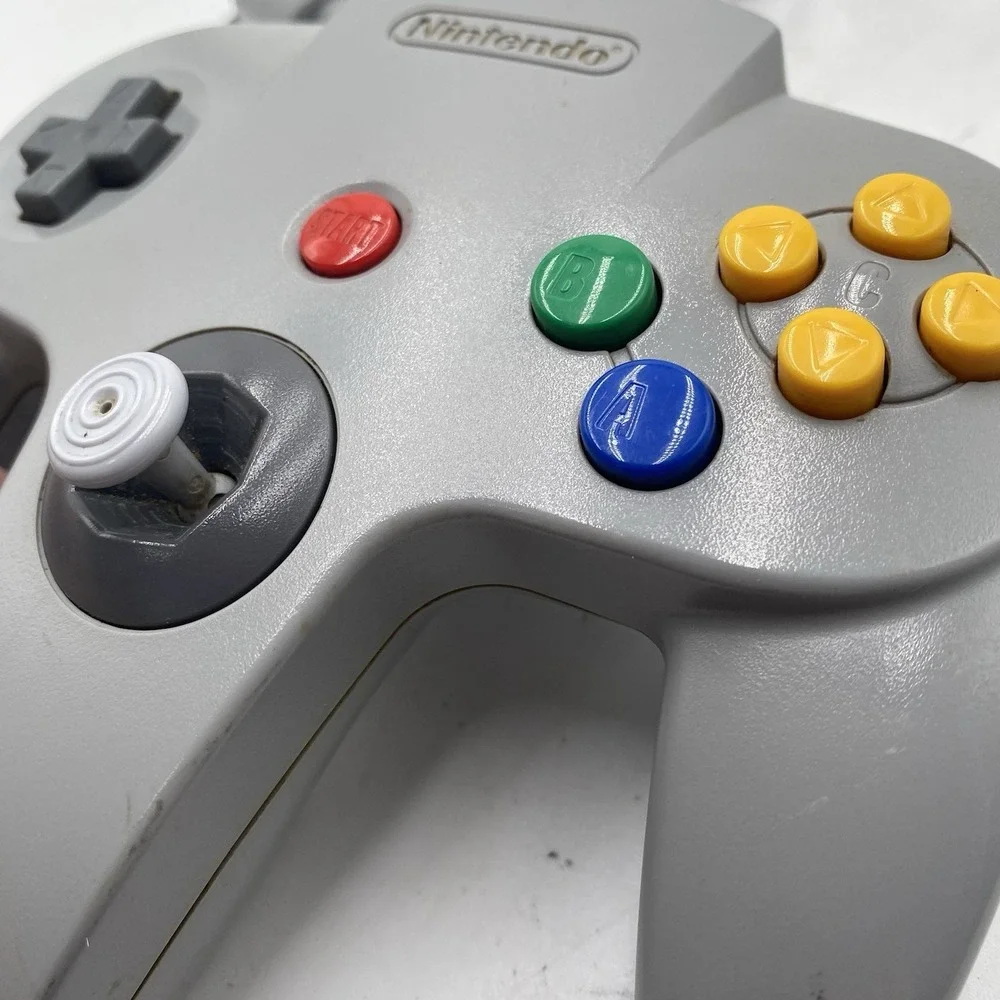 Nintendo 64 N64 Gray Controller NUS-005 Authentic OEM STICK IS A LITTLE LOOSE